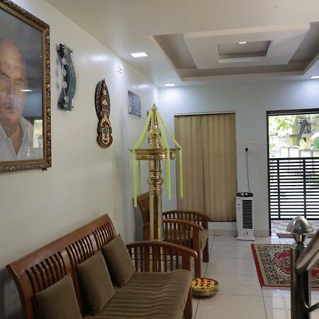 Bed and Breakfast Pavithram Residency Kollam Exterior foto